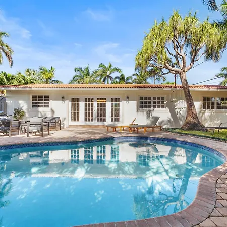 A Slice Of Paradise - Bel Air Beach House With Private Pool